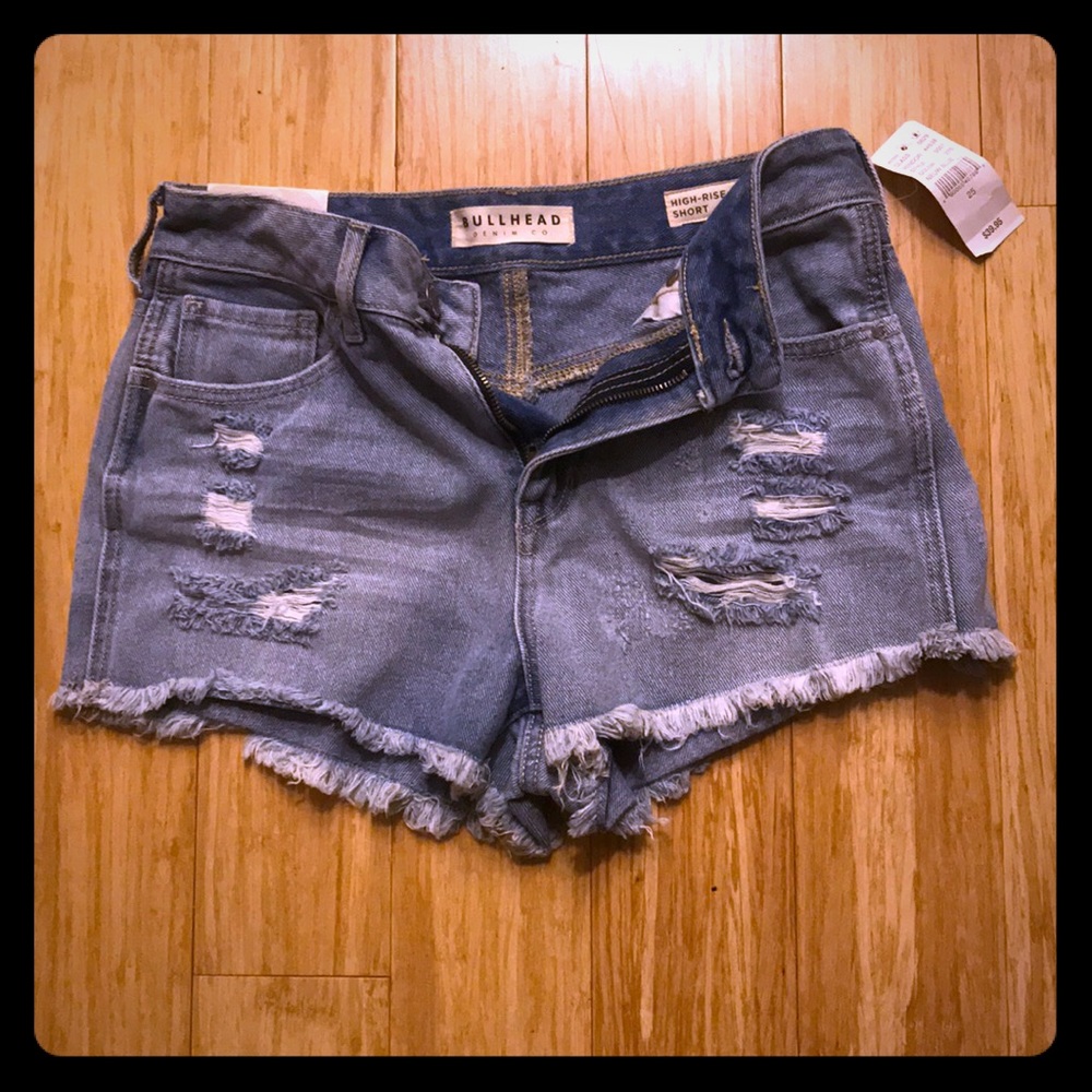 Light wash, high waisted shorts